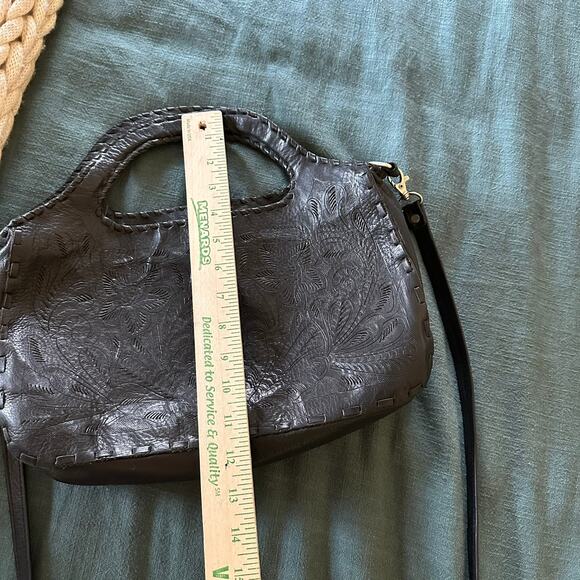 JL Saldivar Womens Handcrafted Leather Crossbody Purse Tooled Rare - Picture 6 of 6
